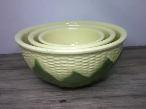 3 vintage Shawnee nesting mixing bowls #5, #6, #8 Corn King design          Z96
