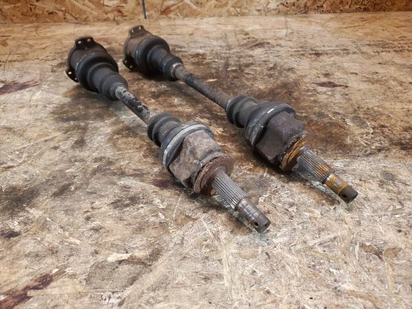 1989-94 Nissan 240SX S13 OEM Rear Axle 6 bolt Set Long and short