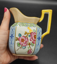 Pichet à lait en porcelaine ancienne décor japonisant fleurs de pommier Limoges