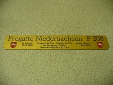 Namensschild für Modellständer mit Daten  -  Fregatte Niedersachsen  F208