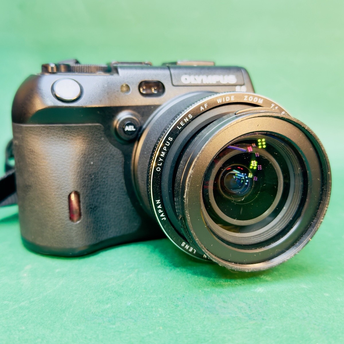 Olympus Camedia C-8080 8MP Digital Camera Amazing Optics, Y2K