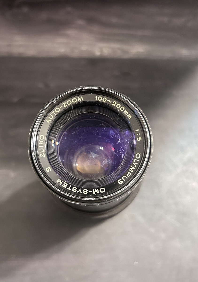 Olympus OM-System S Zuiko Zoom 100-200mm F5 lens. ( manual focus 