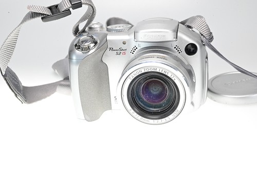 Canon PowerShot S2 IS 5MP Digital Camera w/12x Zoom #G739 - Picture 2 of 6