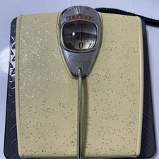 VTG CREAM WITH SPARKLES ART DECO MID CENTURY DETECTO BATHROOM SCALE