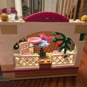 LEGO FRIENDS: Heartlake Cupcake Cafe (41119)