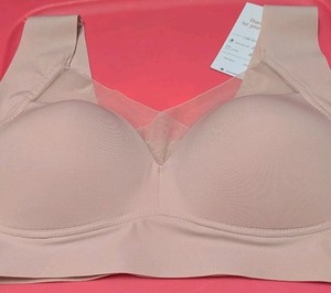 NWT Zenchic Bra Seamless Push Up Wireless Size XL Light Pink
