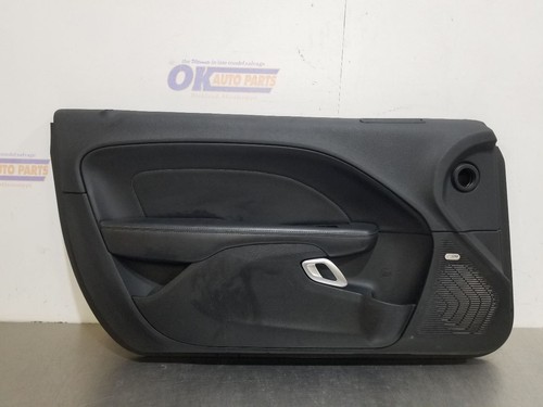 19 2019 DODGE CHALLENGER DOOR TRIM PANEL FRONT LEFT DRIVER BLACK