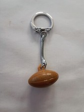 Porte-clés Sport Ballon de RUGBY Pub SEA FRANCE Keychain vintage 60'