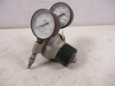 W.M. Curtin & Co 1200 CGA 320 Gas Regulator Valve Dual Gauge