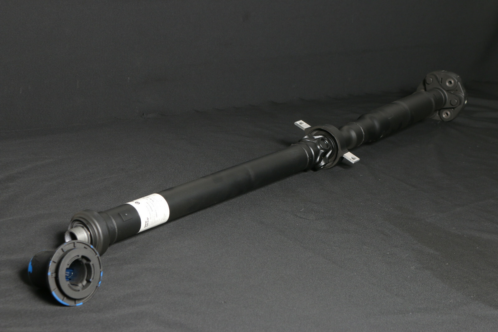 8090631 & Original BMW M3 F80 LCI PROPSHAFT Shaft Rear 1470mm for  