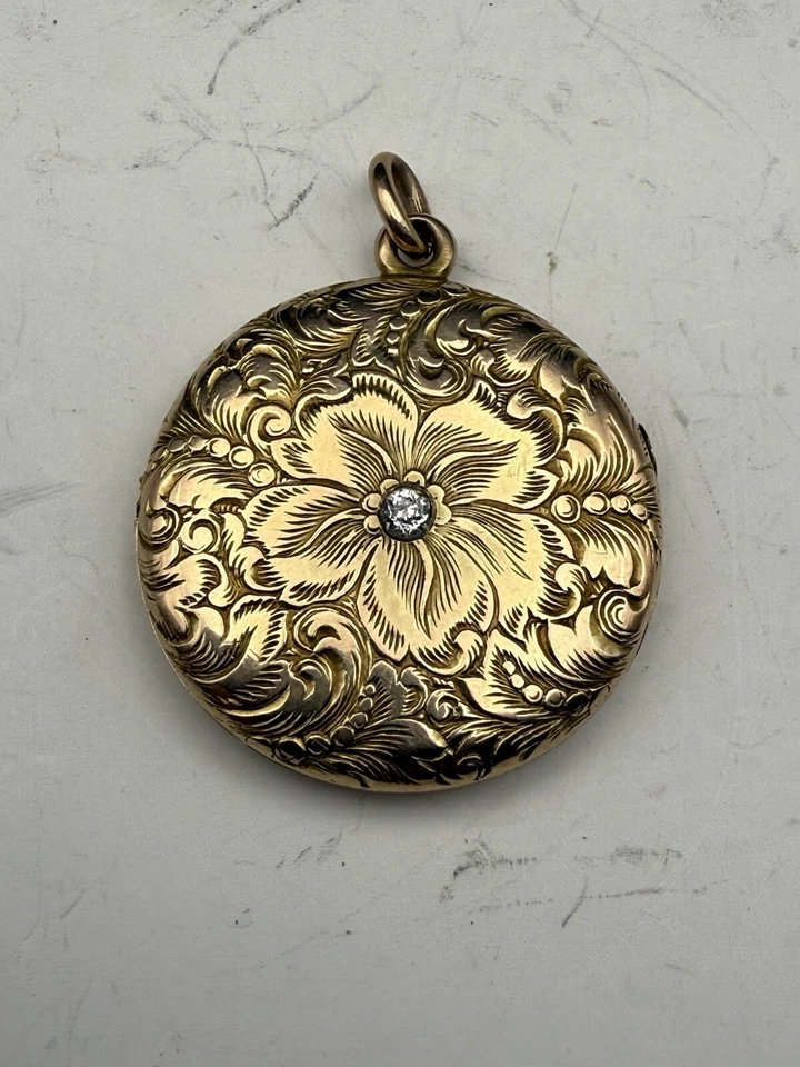 Глубоко гравированный цветочный и бриллиант желтое золото викторианский медальон подвеска Ca 1890 - Изображение 2 из 4