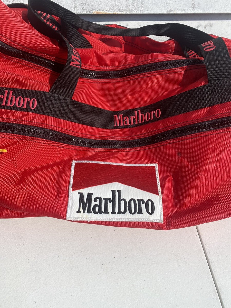 Vintage Marlboro Bag 90s Cigarettes Adventure Team XL Size Vintage Marlboro Bag 90s Cigarettes Adventure Team XL Size