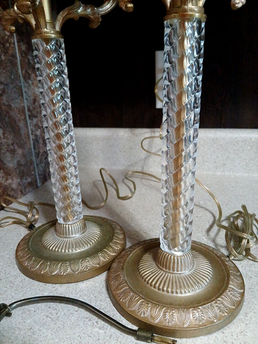 Pair Of Vintage Acrylic Barley Twist Candelabra Bronze Lamps 18" - Picture 7 of 10
