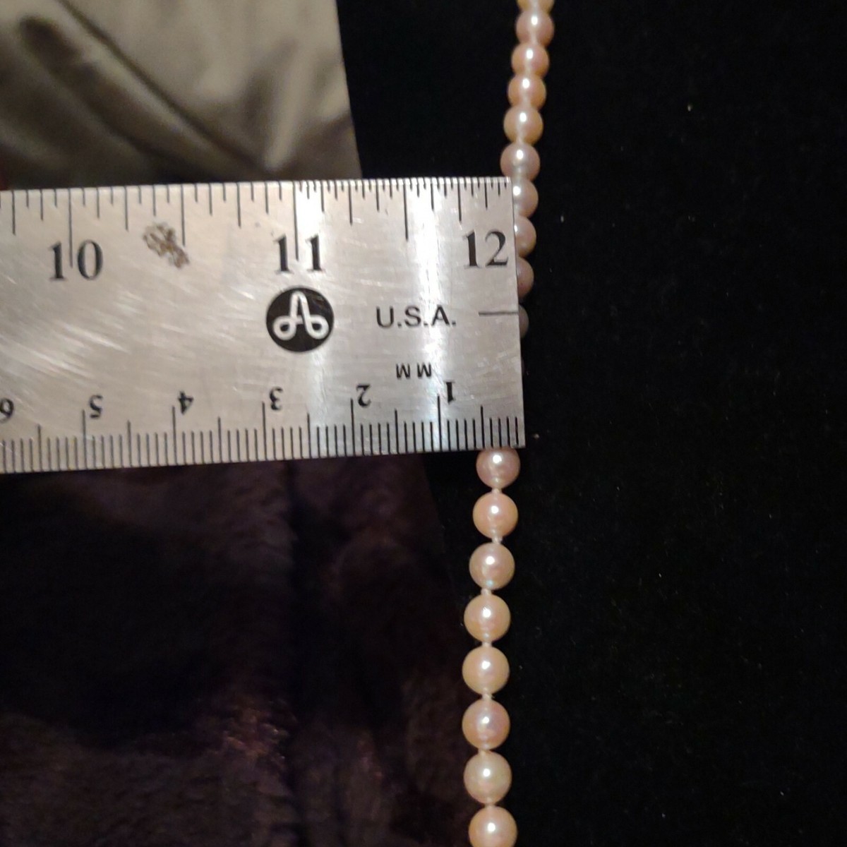 Vintage 1950s Pearl Necklace 5mm wide knotted 14 Karat Gold