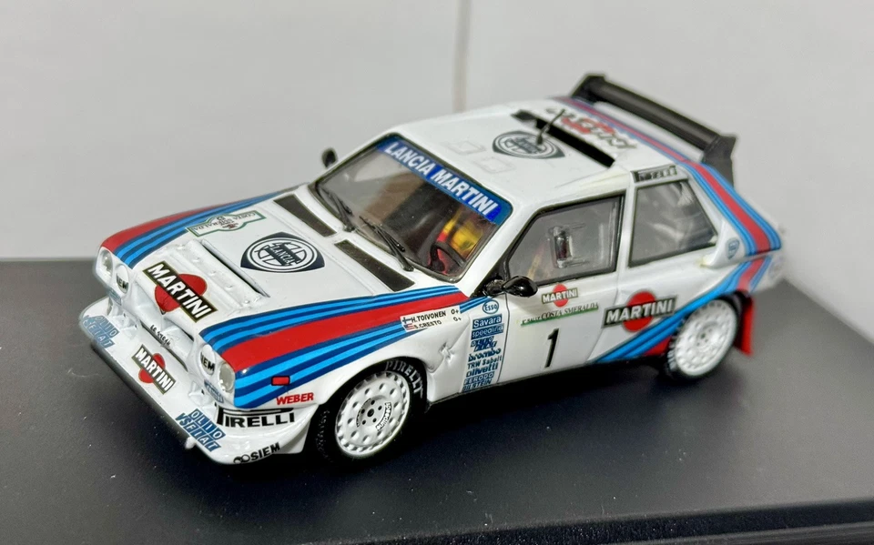 LANCIA DELTA S4 #1 H.TOIVONEN-S.CRESTO WINNER RALLY COSTA SMERALDA 1986 IXO 1:43 - Immagine 2 di 4