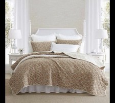 NEW Laura Ashley Loveston Terracotta Floral 3 Piece Full/Queen Quilt Bedding Set