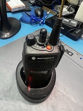 Motorola MT 1500 UHF 450-520 MHz Radio Portatile, 48 Canali, H67SDD9PW5BN