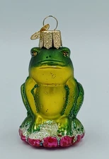 OWC Smug Mug Frog 2012 Old World Christmas Ornament