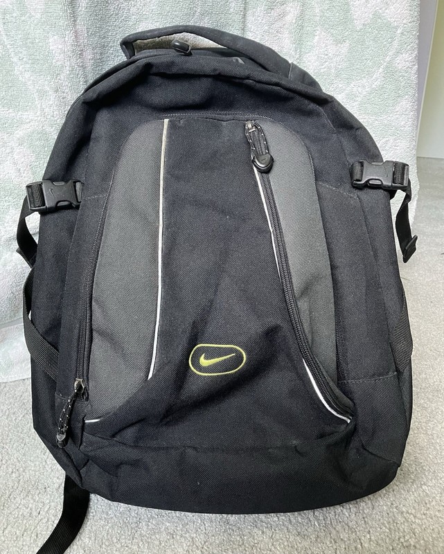 Nike Utility Backpack Black Zip Closure Pockets Adjustable Strap Reflective