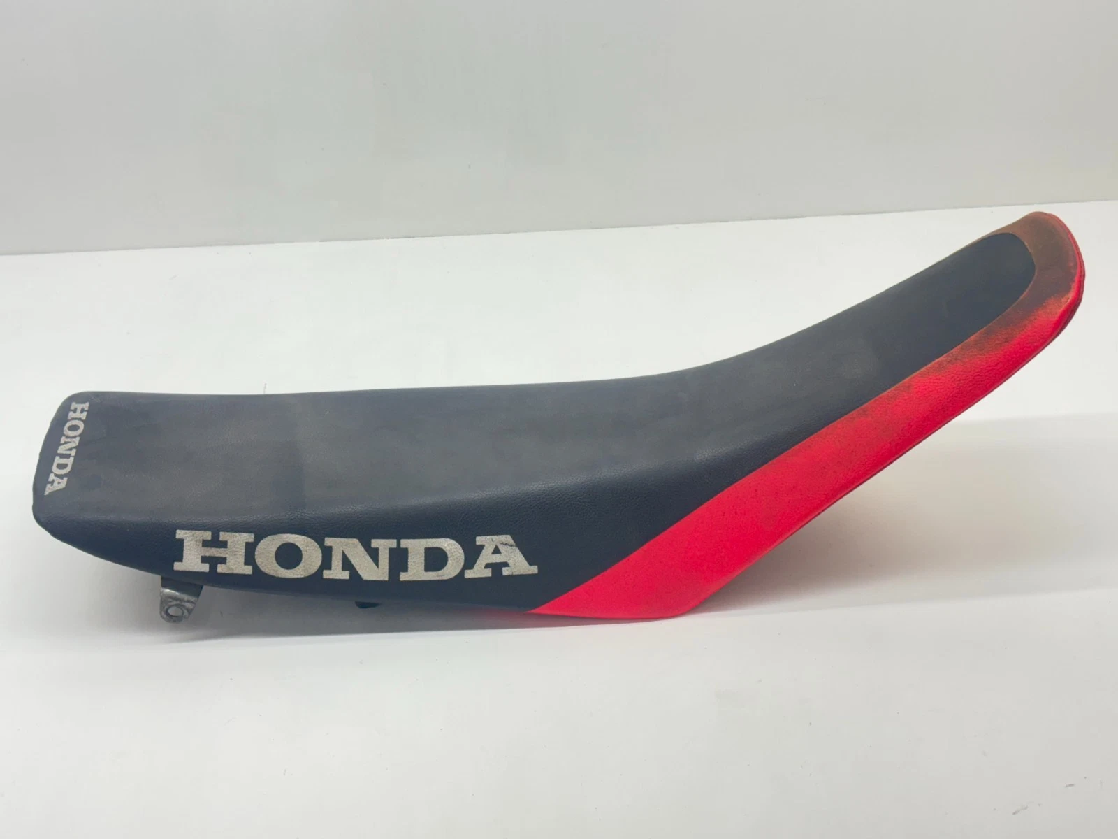 1999 Honda CR250R Seat Black Red Cover Saddle Assembly Dirt Bike 77100-KZ3-J10