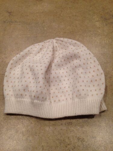 NWOT Tucker & Tate 12-24 Months Beanie Ivory Color With Gold Polka Dots - Foto 1 di 3