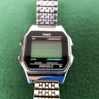 Vintage Timex Indiglo Digital Men Silver Tone Alarm Chrono Quartz