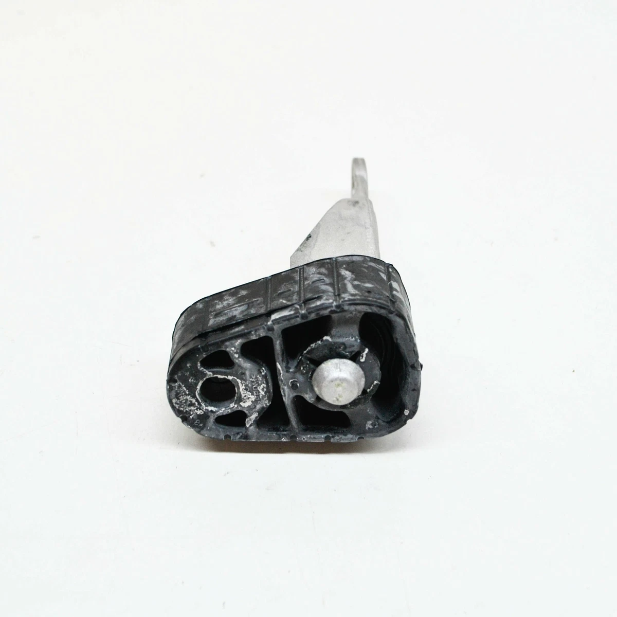 PORSCHE MACAN 95B Rear Left Exhaust Muffler Retainer 95B253144 NEW 