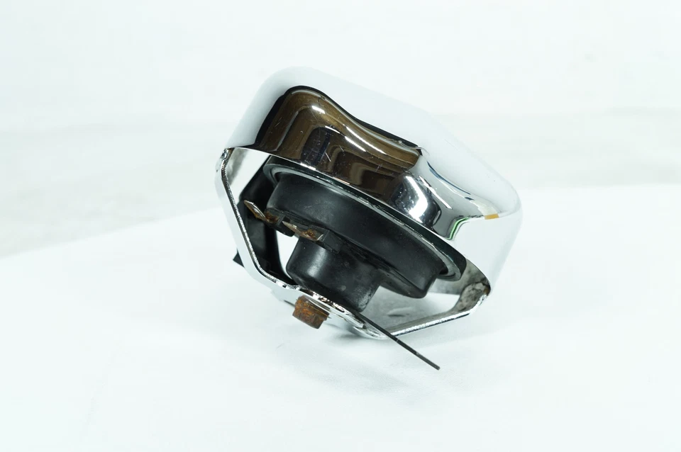 Harley Dyna FLD 2013 Switchback OEM bocina señal Klaxon cubierta cromada 69012-93A Foto 3 de 4