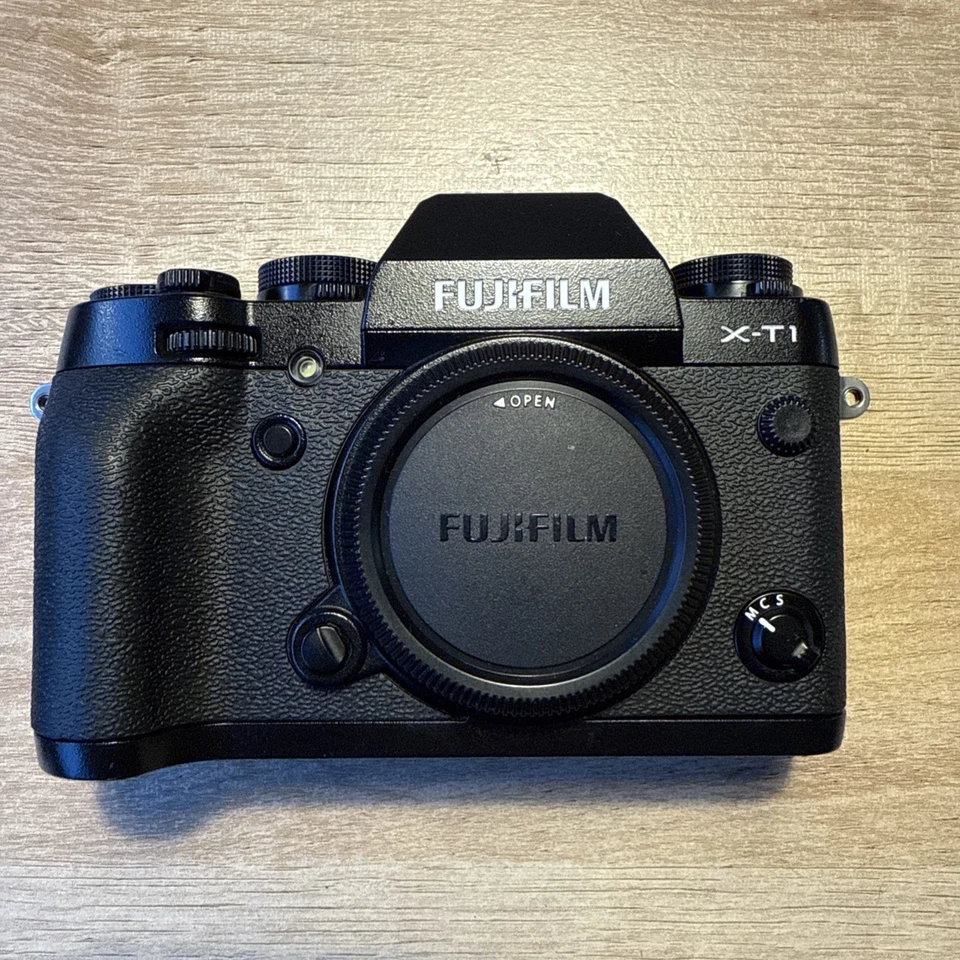 Fujifilm X-T1, photo 1 of 5
