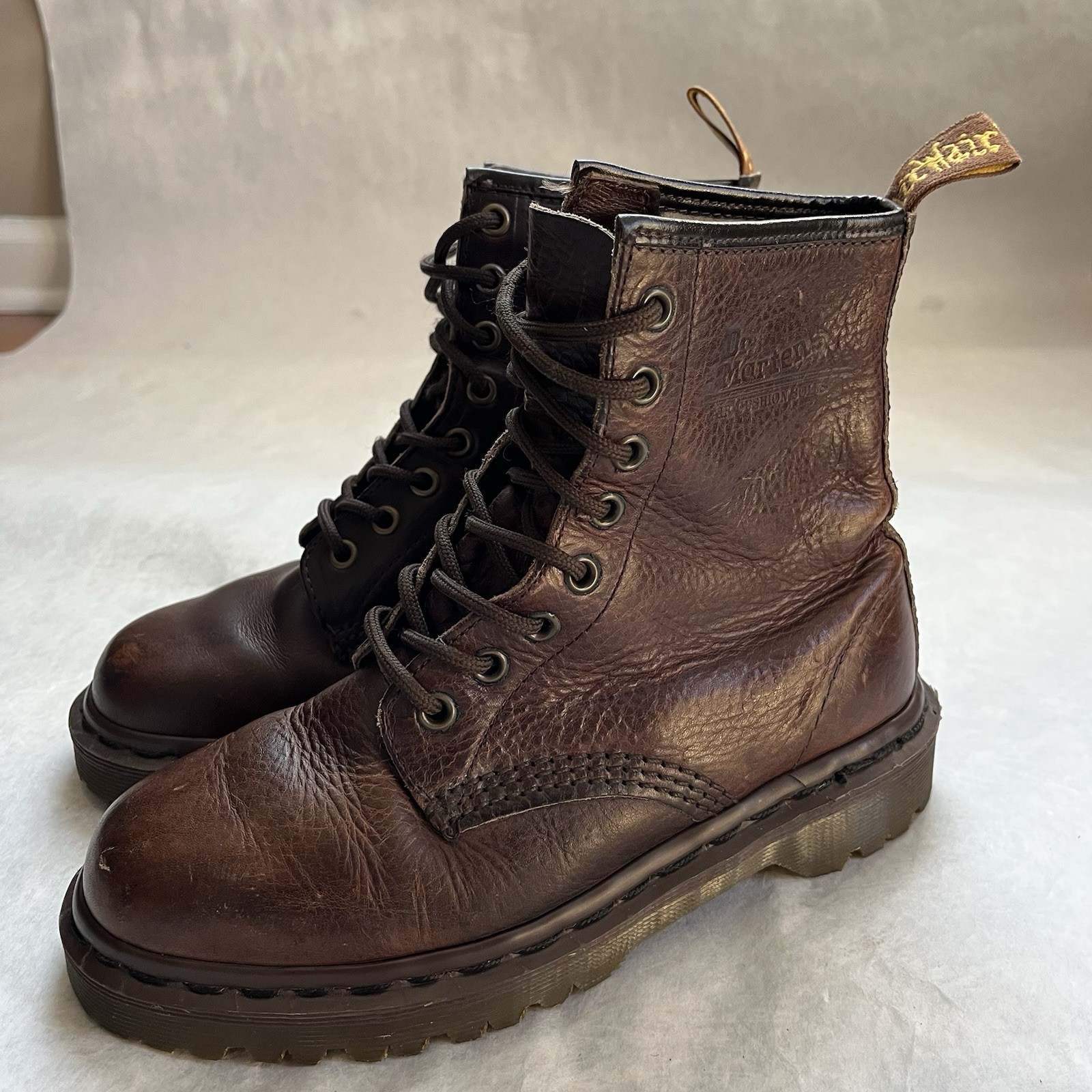 Doc Dr Martens 1460 Lace Up Boots Brown Leather 8-Eye UK 4 EnglandCombat READ