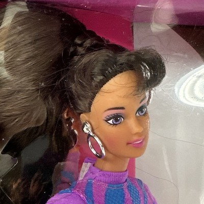 1997 Barbie “Movin' Groovin' Teresa” #1`7716 NRFB Damaged Box | eBay