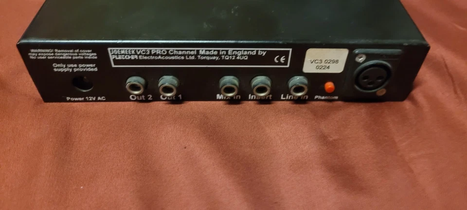 Potenciador de preamplificador de micrófono JoeMeek VC3 Gold Pro Channel solo para piezas Foto 3 de 3