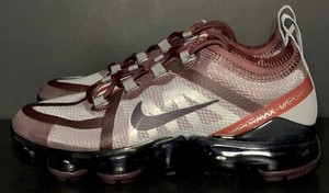 nike vapormax womens maroon