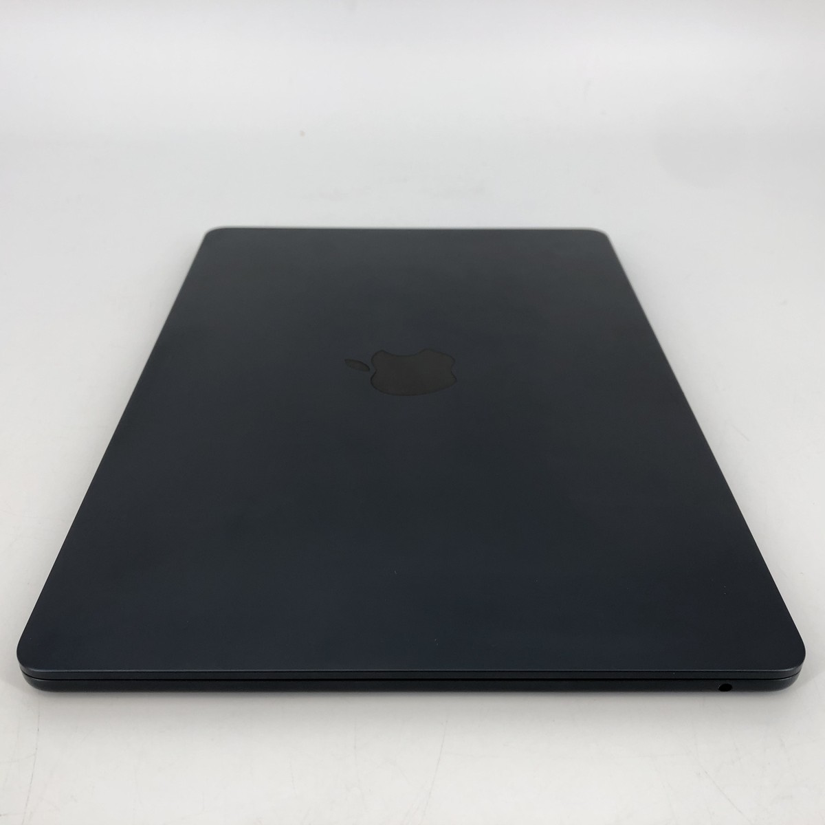 Apple MacBook Air 13 2022 M2 8-Core CPU 8-Core GPU 16GB 256GB