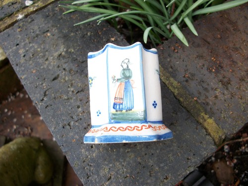 Attractive HR Quimper Pot Faience circa 1910 - Picture 2 of 9