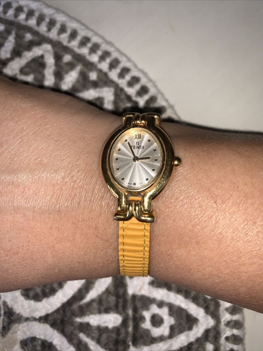 Authentic Ladies Fendi Wristband Watch 640L With 8 Authentic Ladies Fendi Wristband Watch 640L With 8