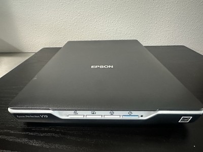 Epson Perfection V19 Flatbed Scanner 4800x4800 DPI 48-Bit CIS USB A4 J371A