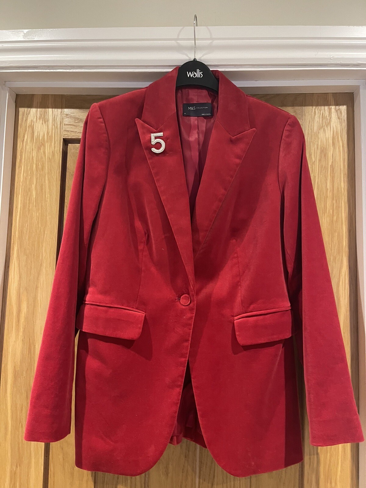 M and S Red Velvet Trouser Suit & No.5 Brooch! 10 New With Tag