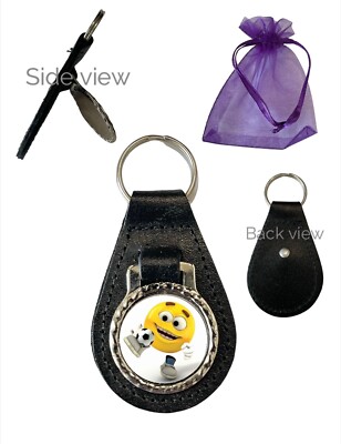 Schlüsselanhänger Fußball Emoji Happy Face echt schwarz Leder gewölbt in Geschenktüte