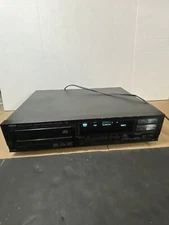 Yamaha CDX-900u Natural Sound CD Player- Turns on- PARTS ONLY-See details