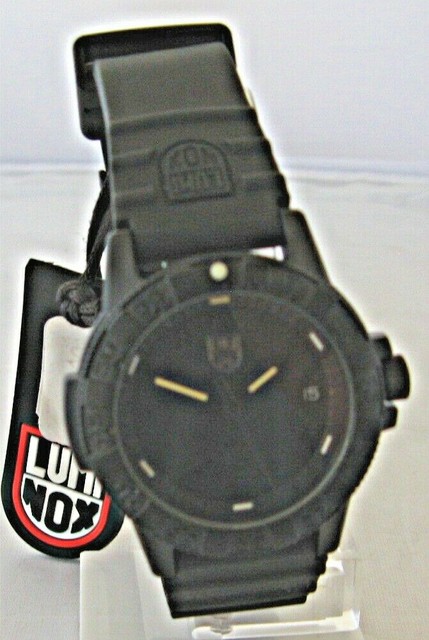luminox midsize