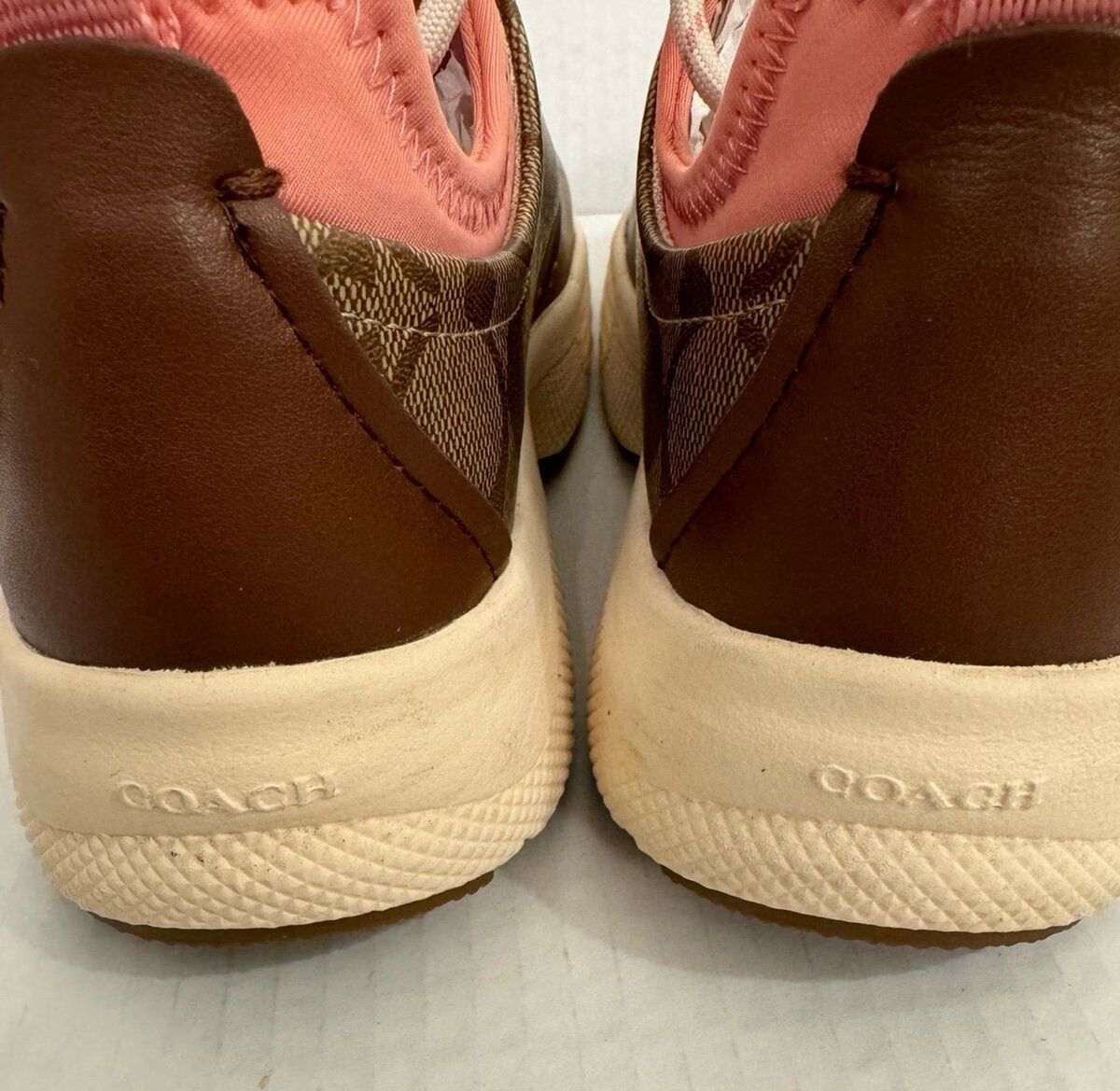 NEW Coach C270 Signature Women's Tech Runner Sneaker 5.5B NEW Coach C270 Signature Women's Tech Runner Sneaker 5.5B