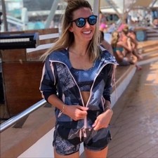 ZYIA Active Size Small S Blue Pink Zip Up Hooded Windbreaker Jacket Thumbholes