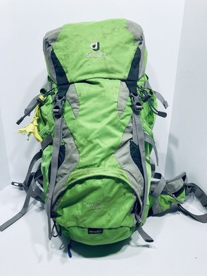 Deuter Futura 30 SL Women s Backpack Rucksack Green 30L w/Rain Cover