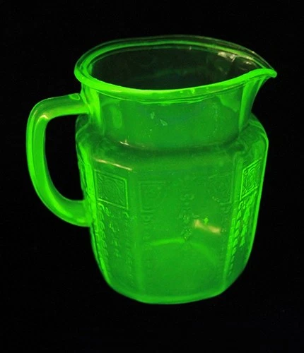 Vintage Anchor Hocking 5.75” Uranium Depression Glass Pitcher Green Princess