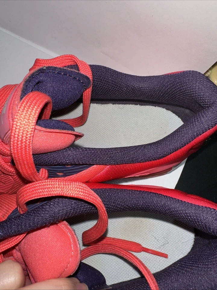 Nike Air Max 90 Ultra SE GS Ember Glow rosa quente tamanho 7 juvenil - Imagem 3 de 4