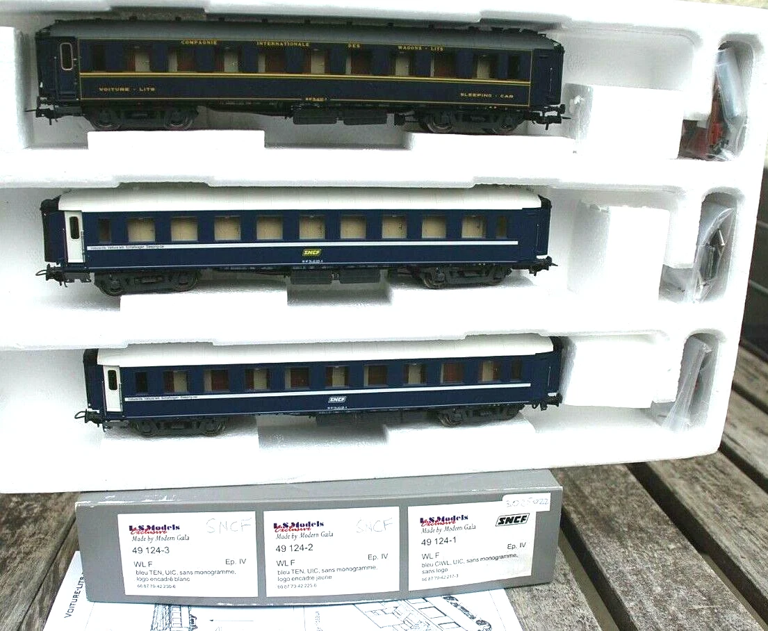 SUPERBE TOP ! TRAIN ALTAYA HO - VOITURE-LITS Bed rail car CIWL N° 3532A