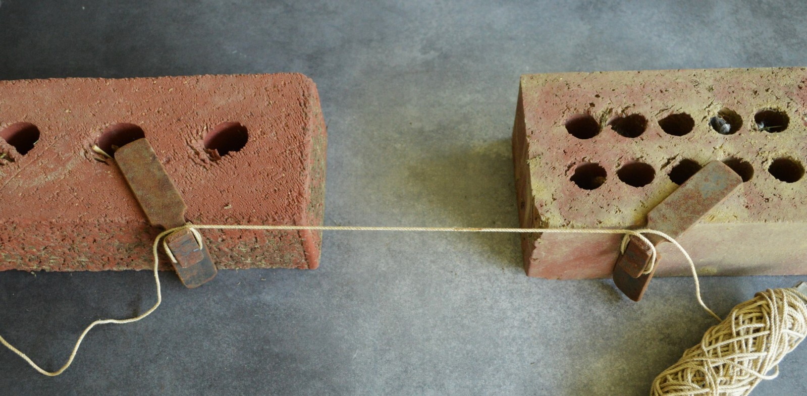 10 Block Bricklayers Rite Tite Line Holder Steel Clips Straight Row