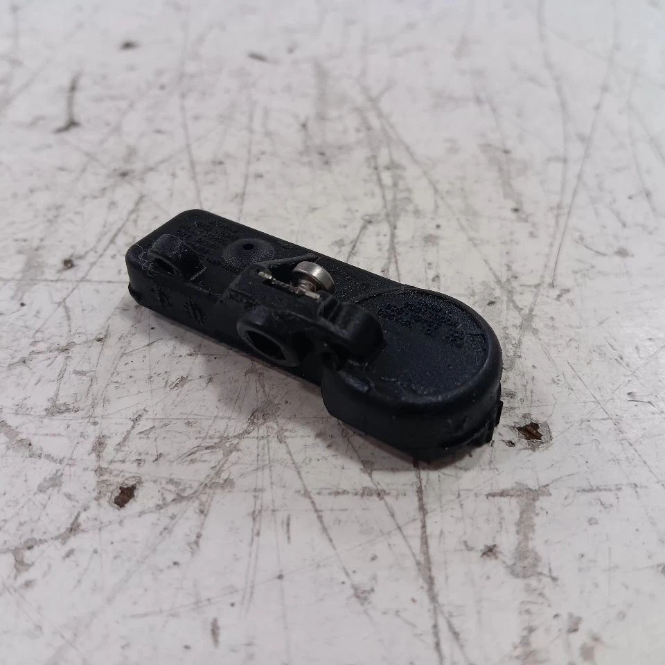 Sensor sistema monitor presión neumáticos Subaru Forester TPMS 2016 2017 2018 Foto 2 de 4