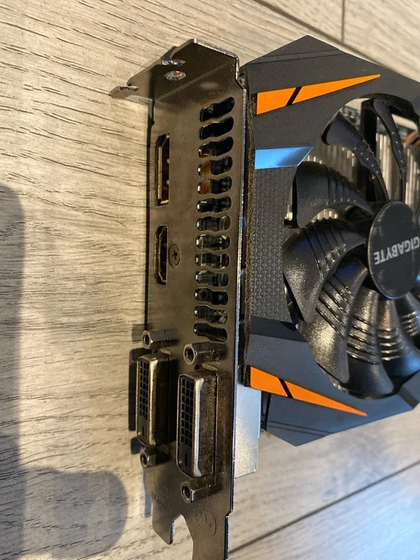 GIGABYTE NVIDIA GeForce GTX 1060 3GB GDDR5 Graphics Card (GVN1060WF2OC3GD) - Image 4 of 4